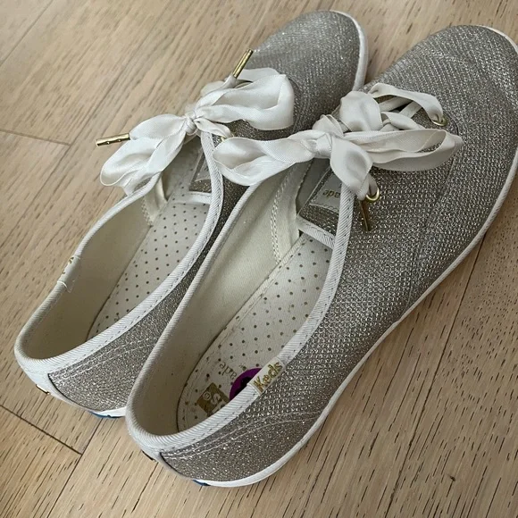 Kate Spade ♠️ Keds sneakers Rose gold size 8.5 US - Picture 10 of 17